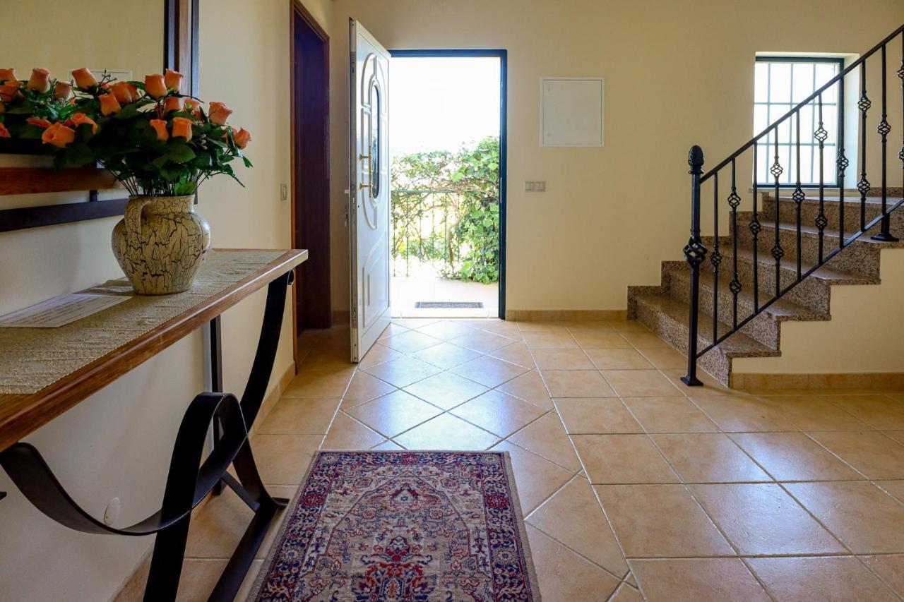 Villa Agapito - Sea View - Ac - By Bedzy Gale  Exterior foto